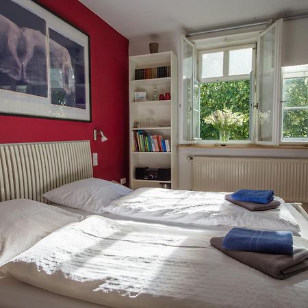 "Goethezimmer" Ferienwohnung Und Zimmer Am Burgplatz Веймар Экстерьер фото