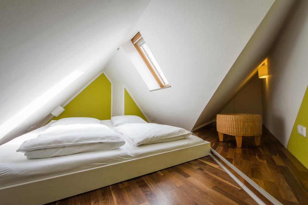"Goethezimmer" Ferienwohnung Und Zimmer Am Burgplatz Веймар Экстерьер фото