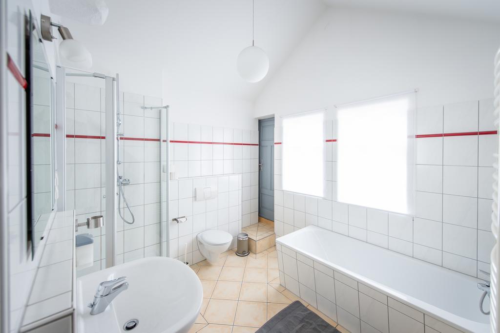 "Goethezimmer" Ferienwohnung Und Zimmer Am Burgplatz Веймар Экстерьер фото